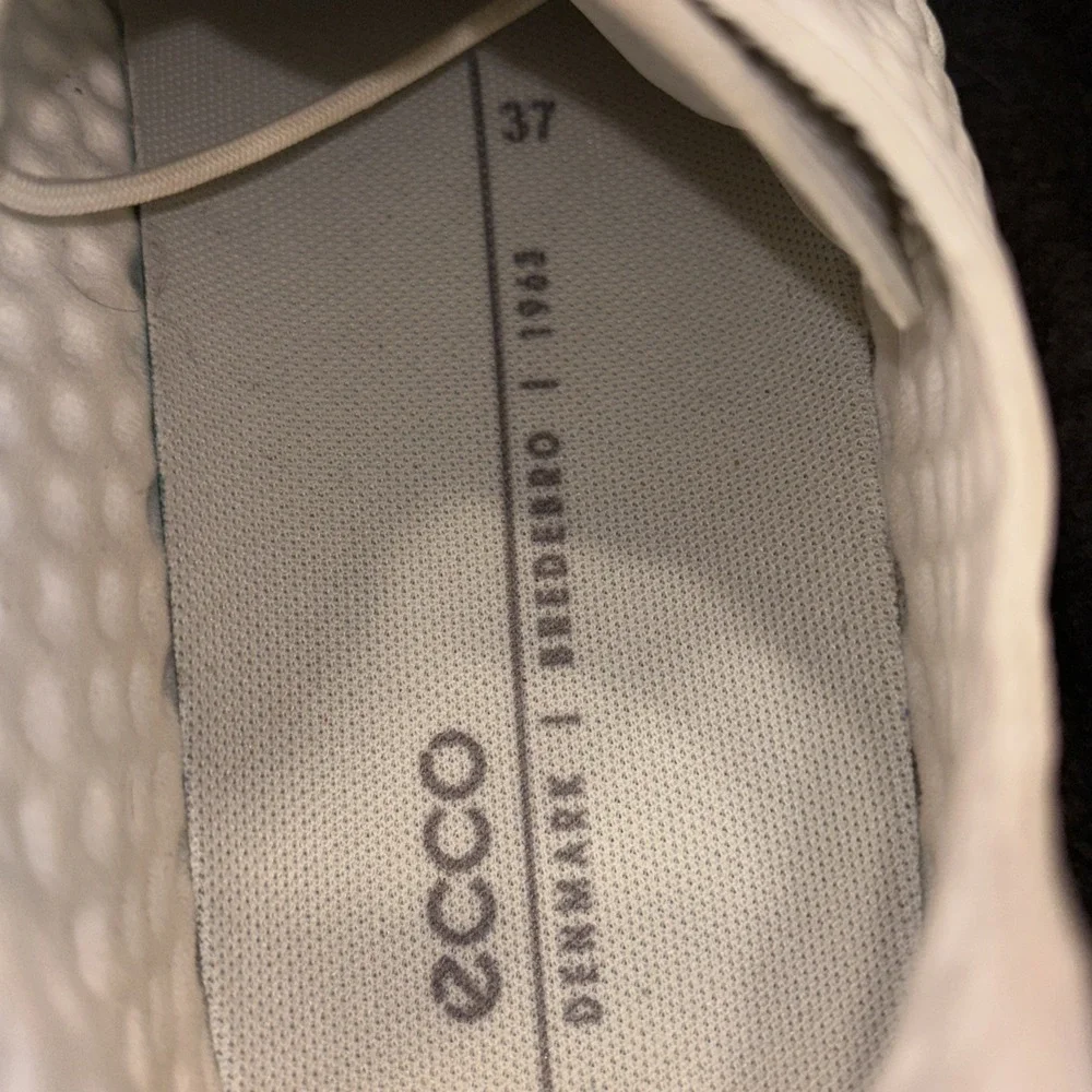 Ecco Womens Therap Sneakers 6-6.5 White Comfort‎ Texture Lace-Up Athletic Shoes